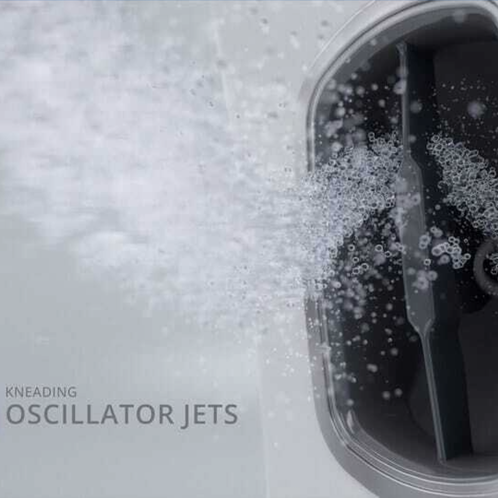 Bullfrog M01 Oscillator Solitude Jetpak in Brushed Stainless-Steel Grey
