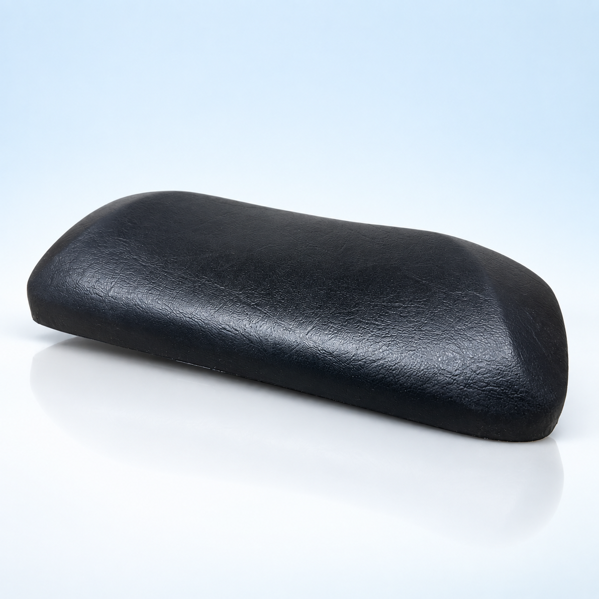 Bullfrog Small Flat Headrest, angled view – part 60-1290