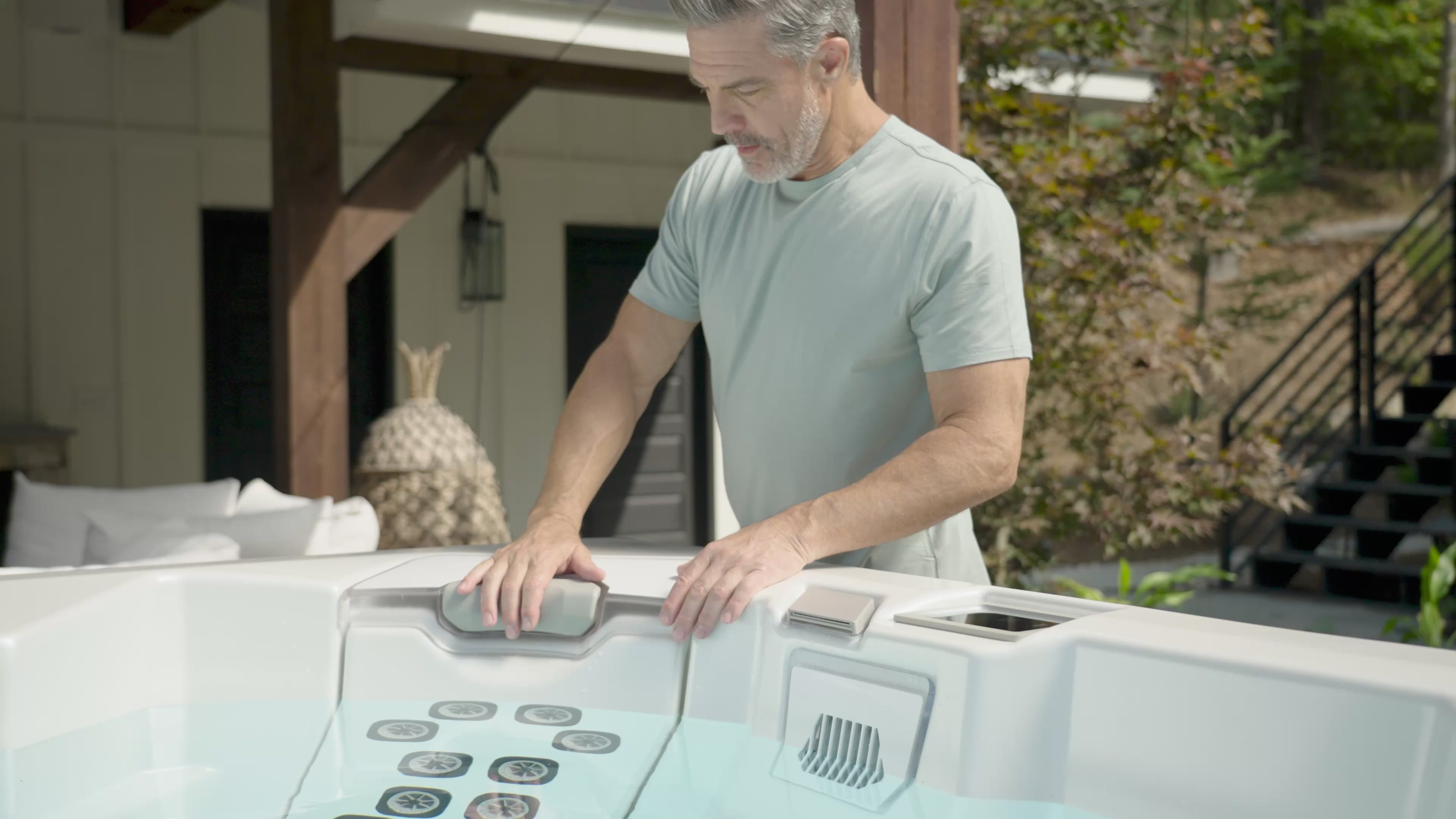 Load video: FROG® @ease Sanitizing System for Bullfrog® Spas – Simplicity Series (2019+) – part #10-01059